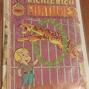 Richie Rich Fortunes #25 – A Treasure Trove of Wealthy Adventures