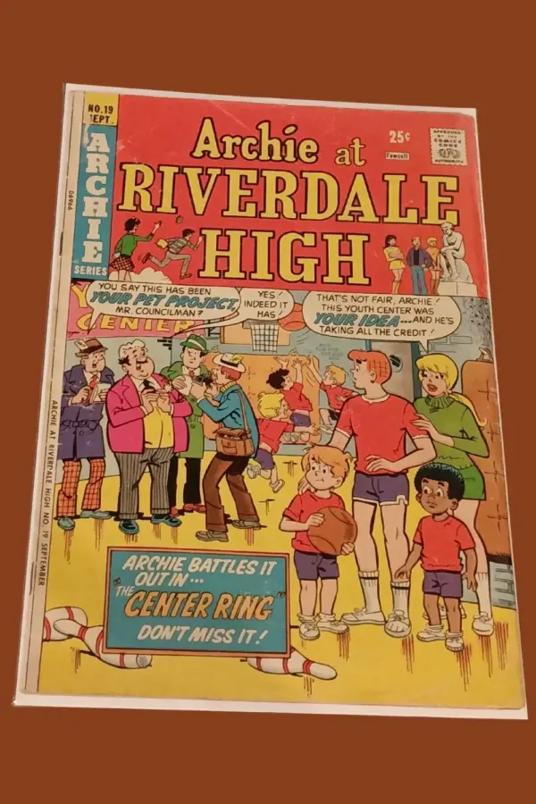 Archie at Riverdale High #19 (1974) – The Center Ring