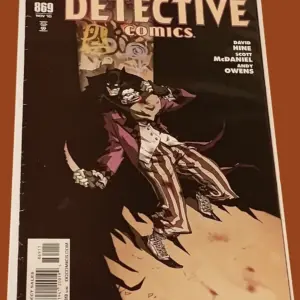 Detective Comics #869 (2010) – Batman vs. Jokerz Gang: “Batman Impostors” Finale