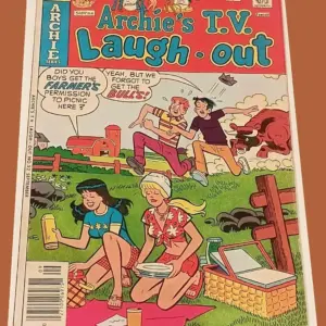Archie’s TV Laugh-Out #52 – Classic Farmyard Gag Cover Bronze Age Archie Comic