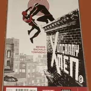 Uncanny X-Men #31 Marvel Comics – Bendis Bachalo Townsend – Stylized Rooftop Battle Cover